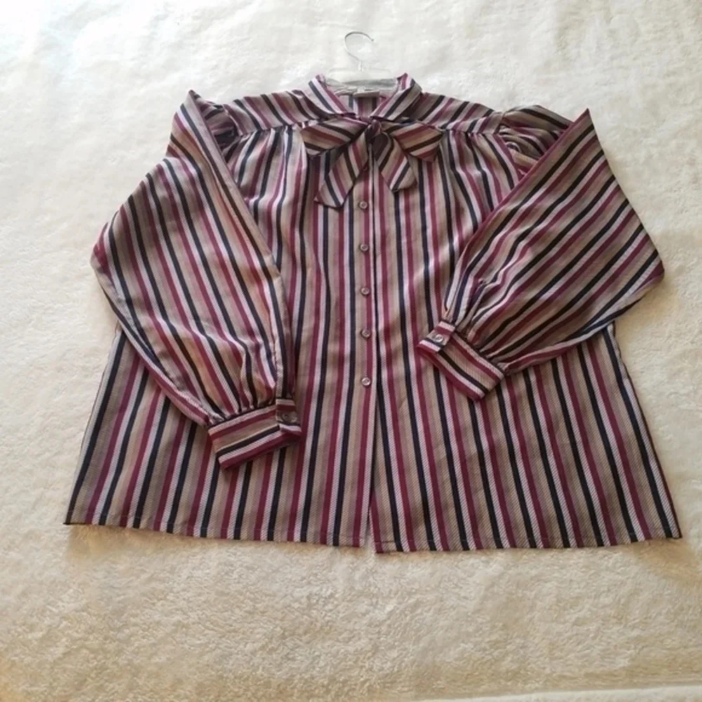 Koret Vintage Exaggerated Sleeve Stripe‎ Button Down Bow Tie Blouse
